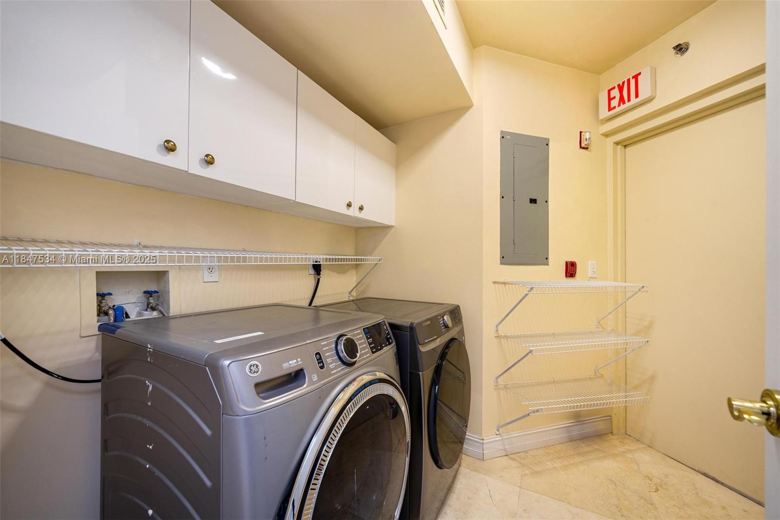 OCEAN TWO CONDO - Residential Lease