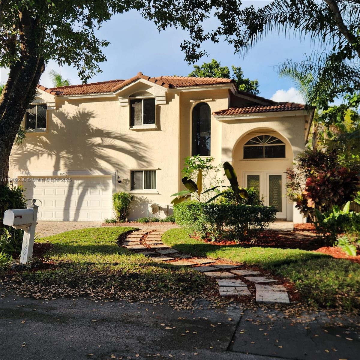 11281 Reveille Rd