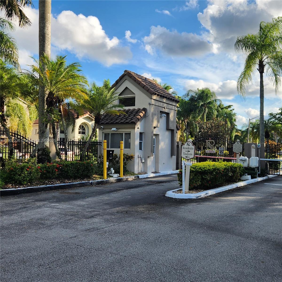 11281 Reveille Rd