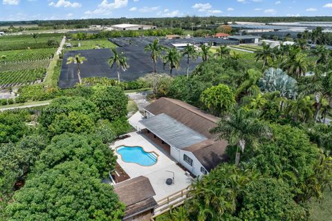 Single Family Residence in Miami FL 16501 199th St St 37.jpg