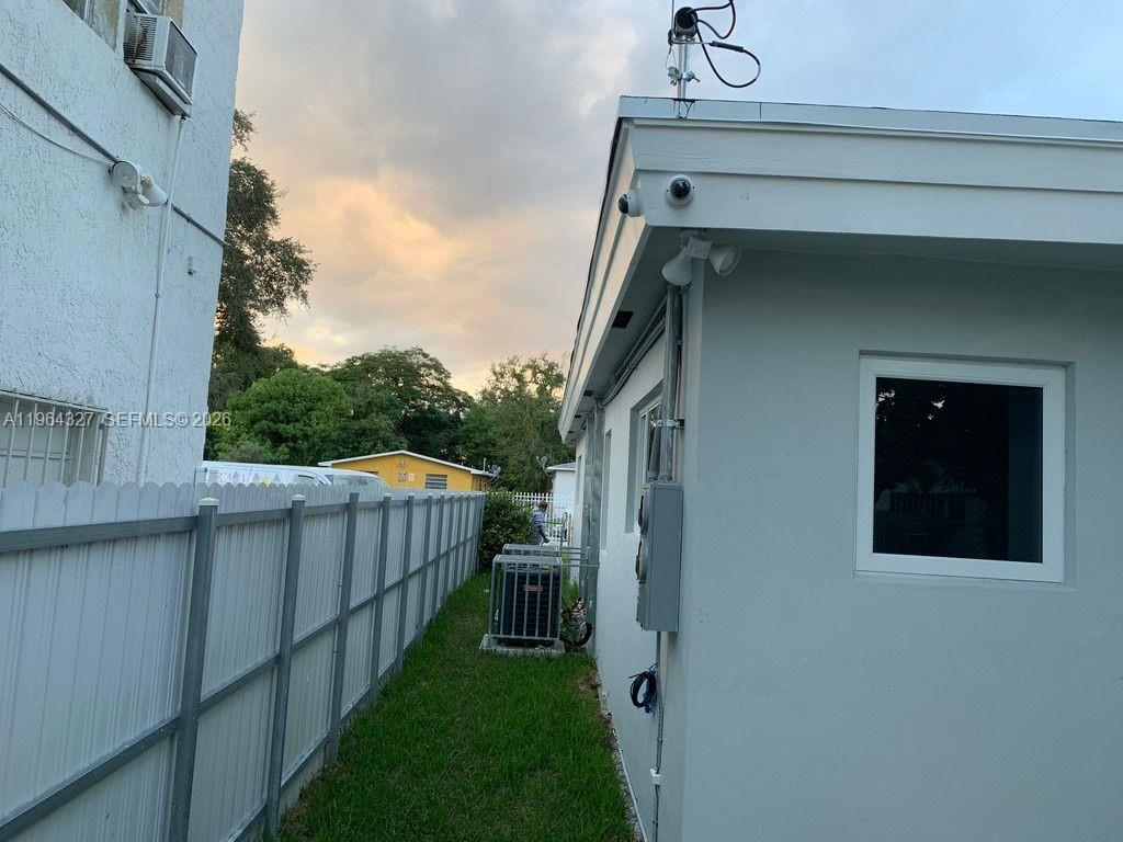 GROVELAND PK - Residential Income