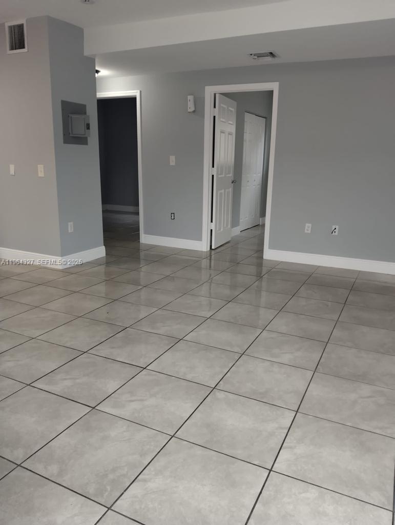 GROVELAND PK - Residential Income