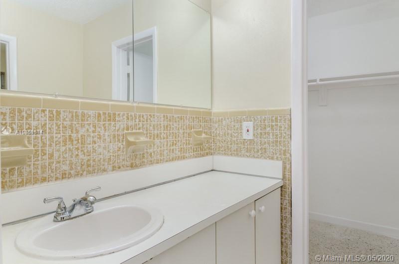 ARCH CREEK ESTS - Residential Income
