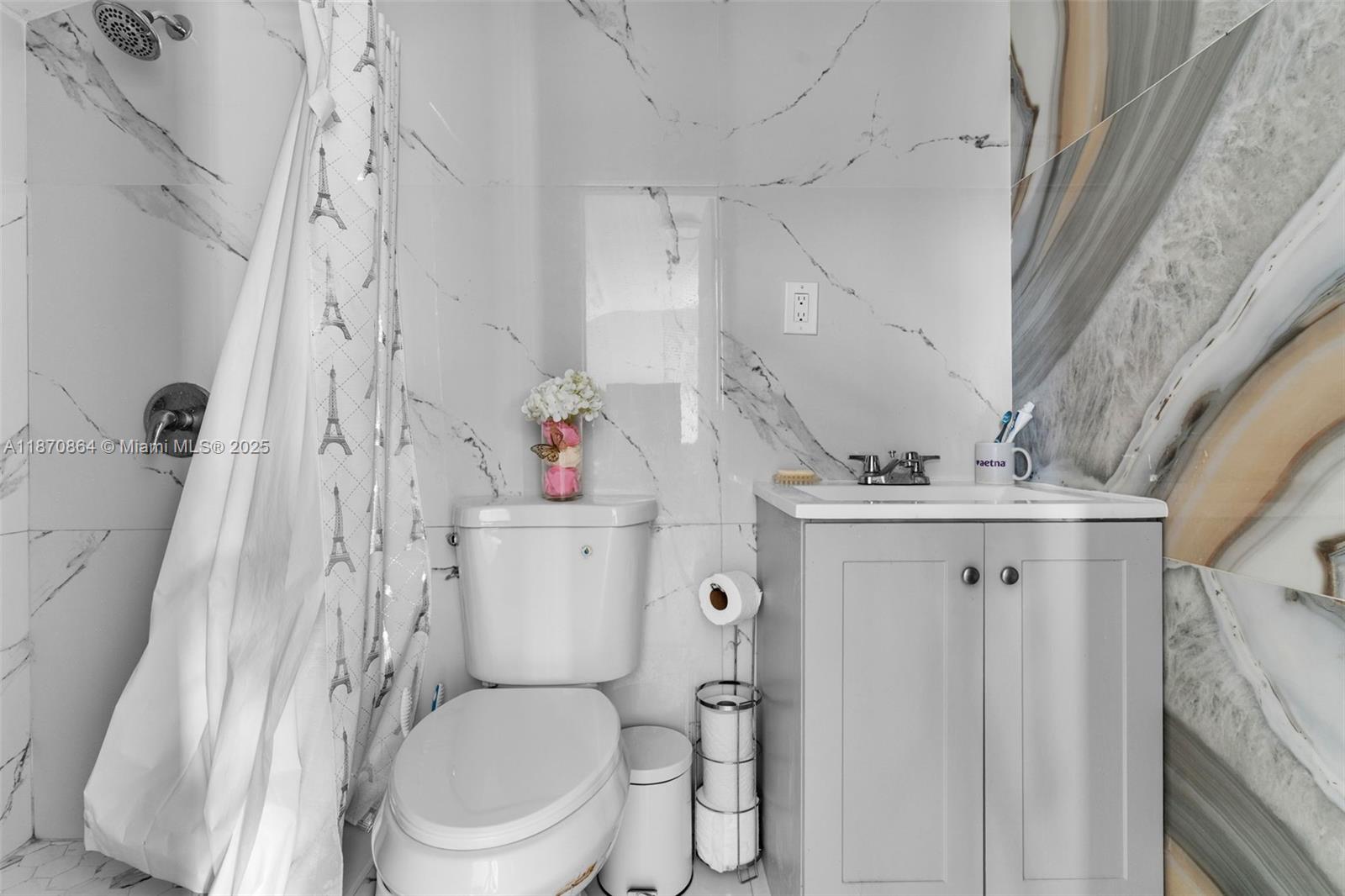 21 CENTURY HOMES 1 SEC - Residential