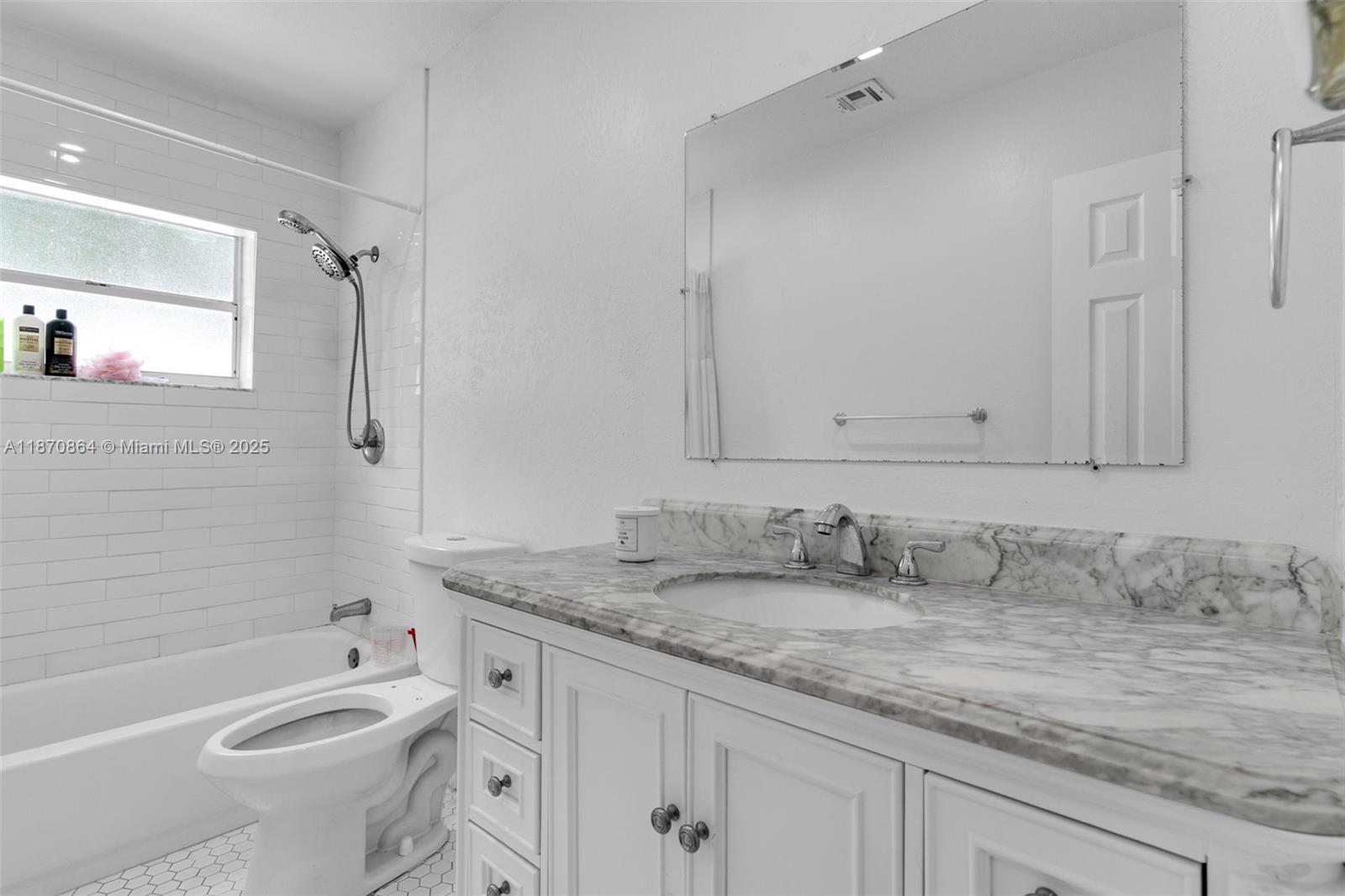 21 CENTURY HOMES 1 SEC - Residential