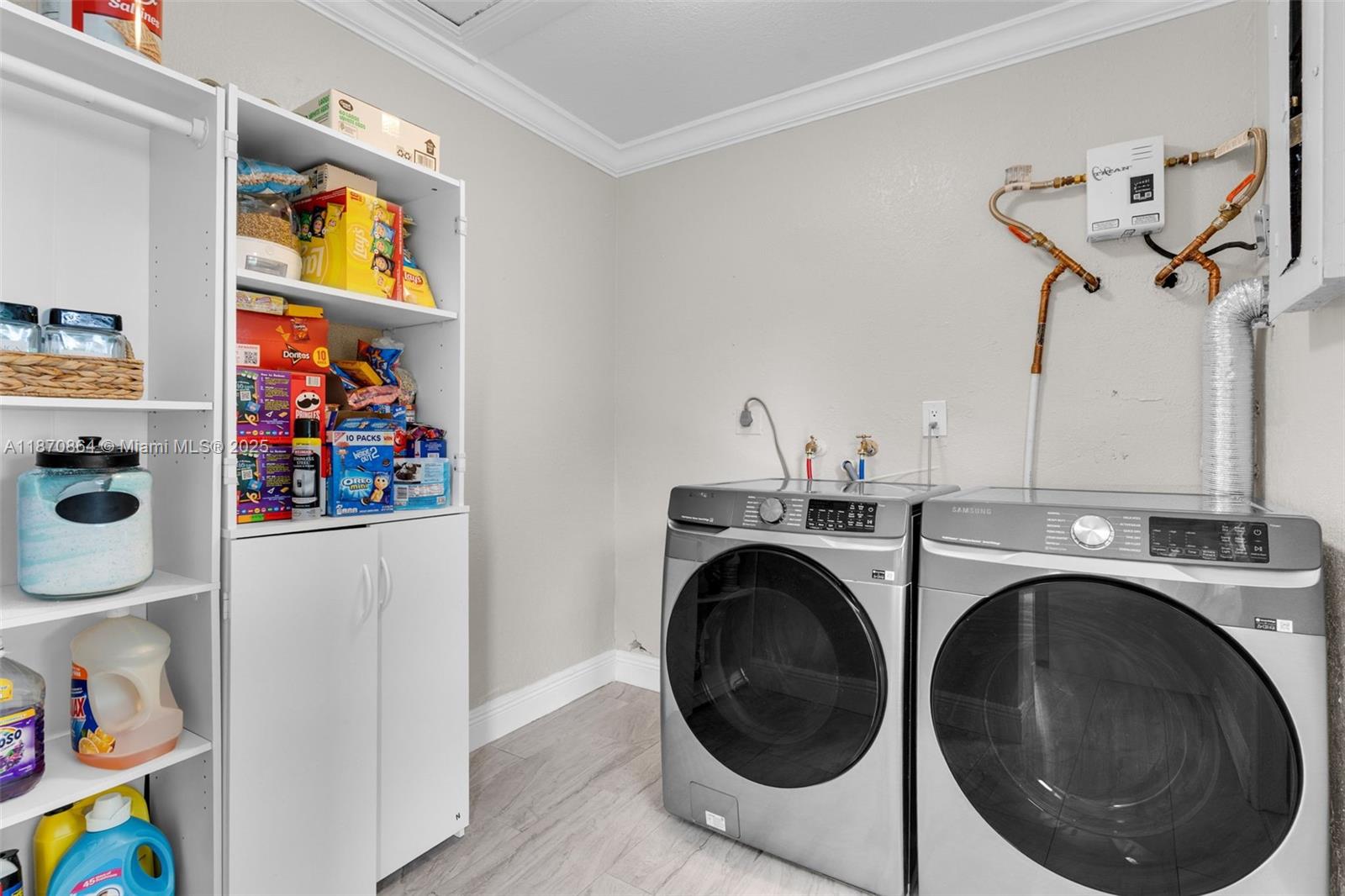 21 CENTURY HOMES 1 SEC - Residential