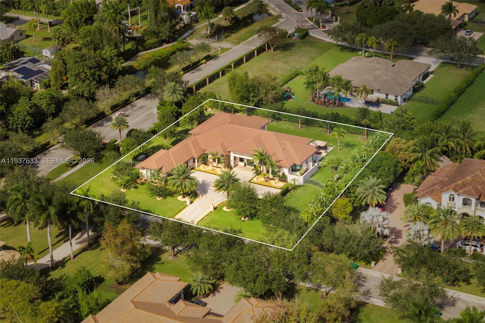 OAK HOLLOW ESTATES - Residential