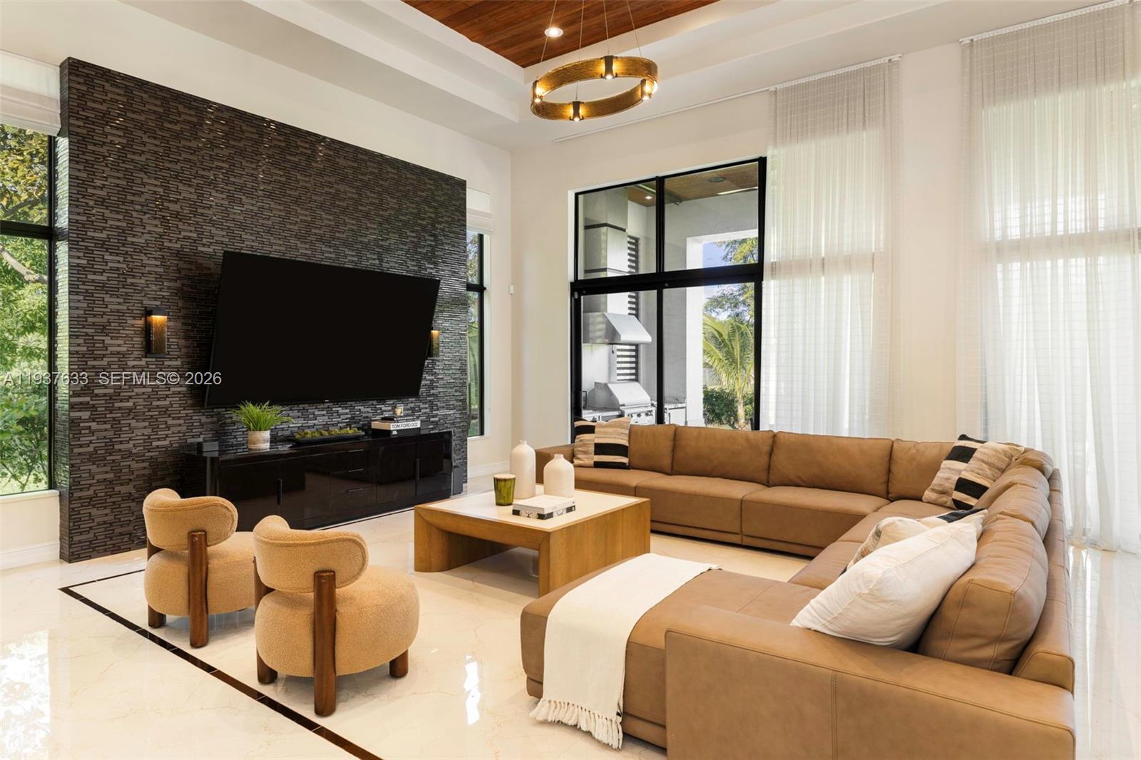 OAK HOLLOW ESTATES - Residential