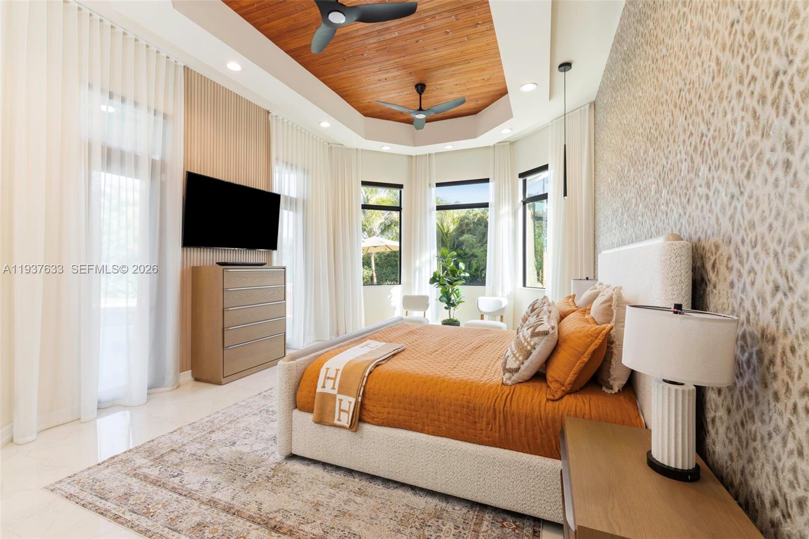 OAK HOLLOW ESTATES - Residential