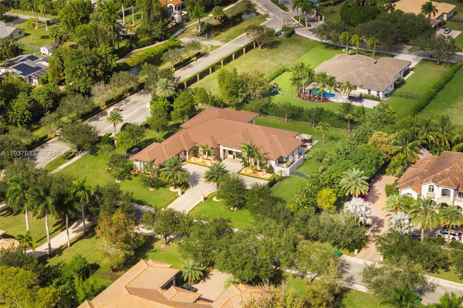 OAK HOLLOW ESTATES - Residential