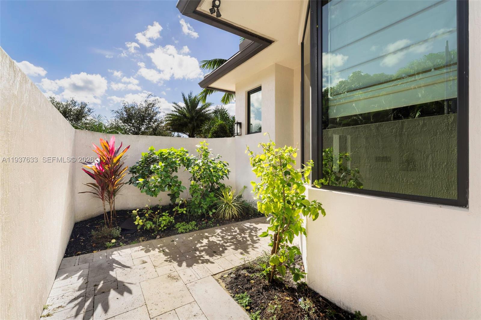 OAK HOLLOW ESTATES - Residential