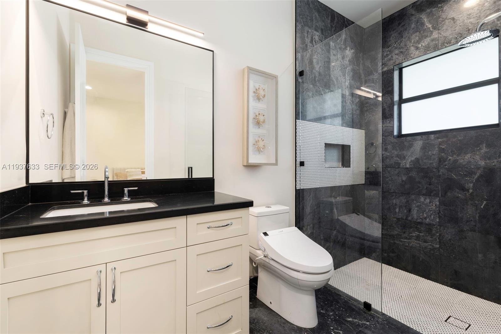 OAK HOLLOW ESTATES - Residential