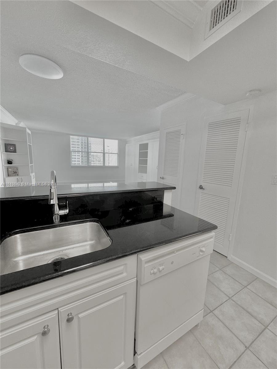 Photo 12 of 18 of 2501 S Ocean Dr 1034 condo