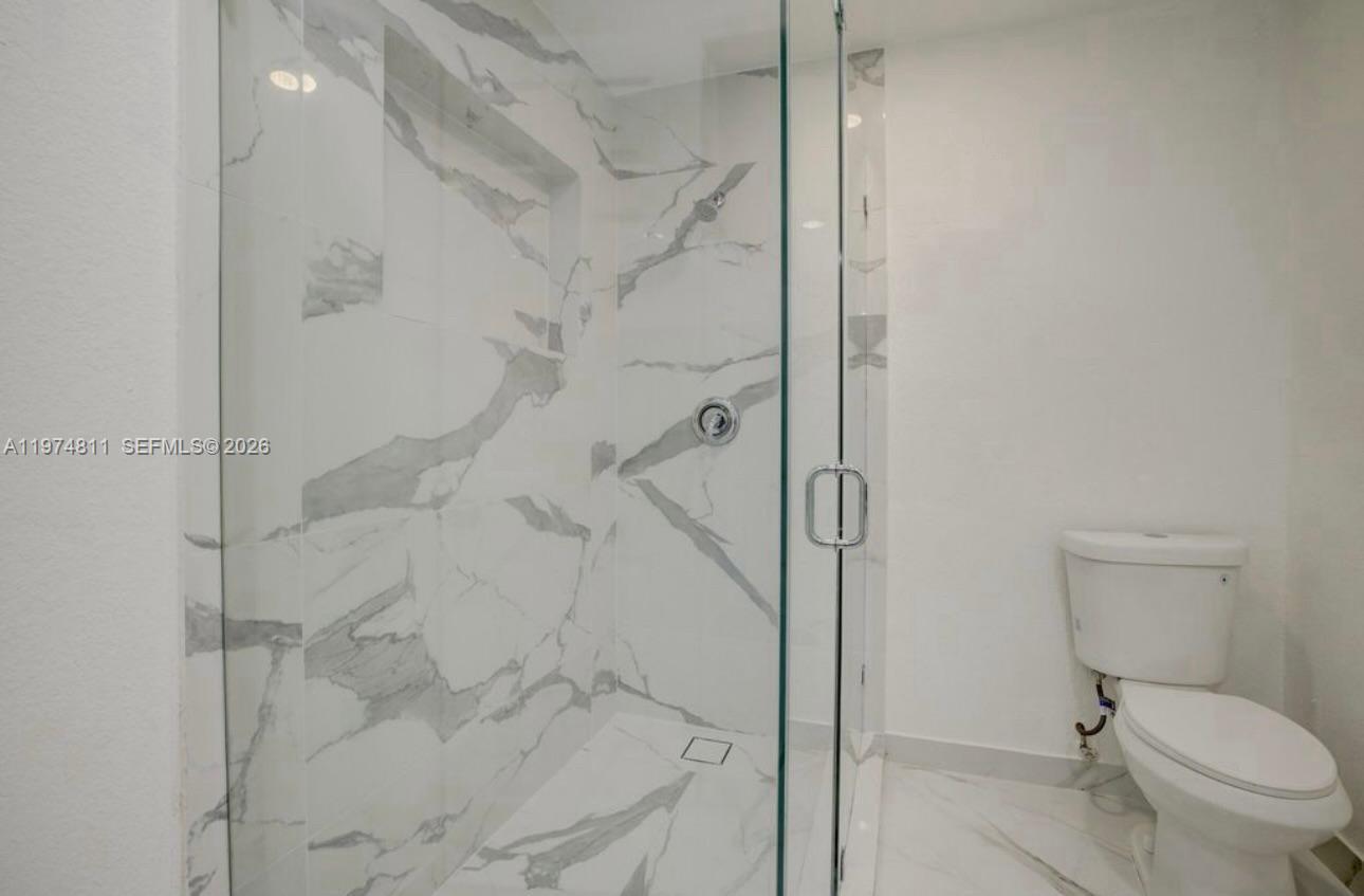 LAUDERDALE VILLAS - Residential Lease