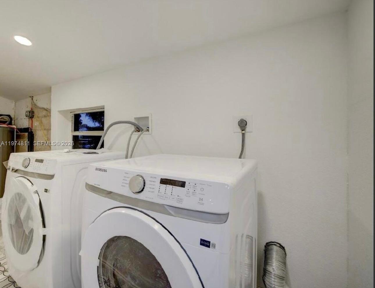 LAUDERDALE VILLAS - Residential Lease