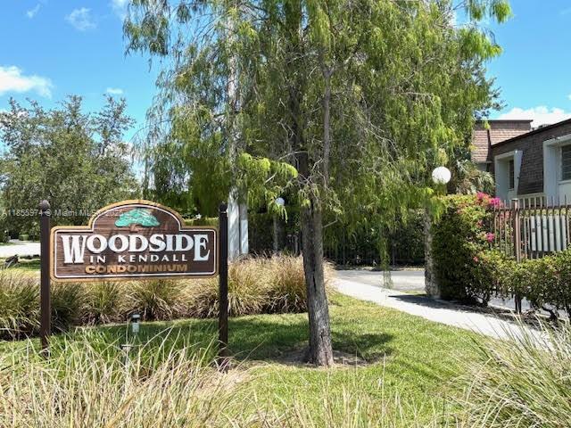 Woodside Condo - Total Update - All New Bathroom and Kitchen ! Gated Community- Assigned parking and guest parking- Large 1 bedroom 1 bath , on the first floor, view of pool, fenced patio , clubhouse with pool, basketball racquet ball court - Walk to Dadeland, Metro Rail, Close to expressway , 15 min from airport or downtown,
Great Location - Rarely available 1 st floor 1 bedroom - very spacious, large walk in closert All tile floors