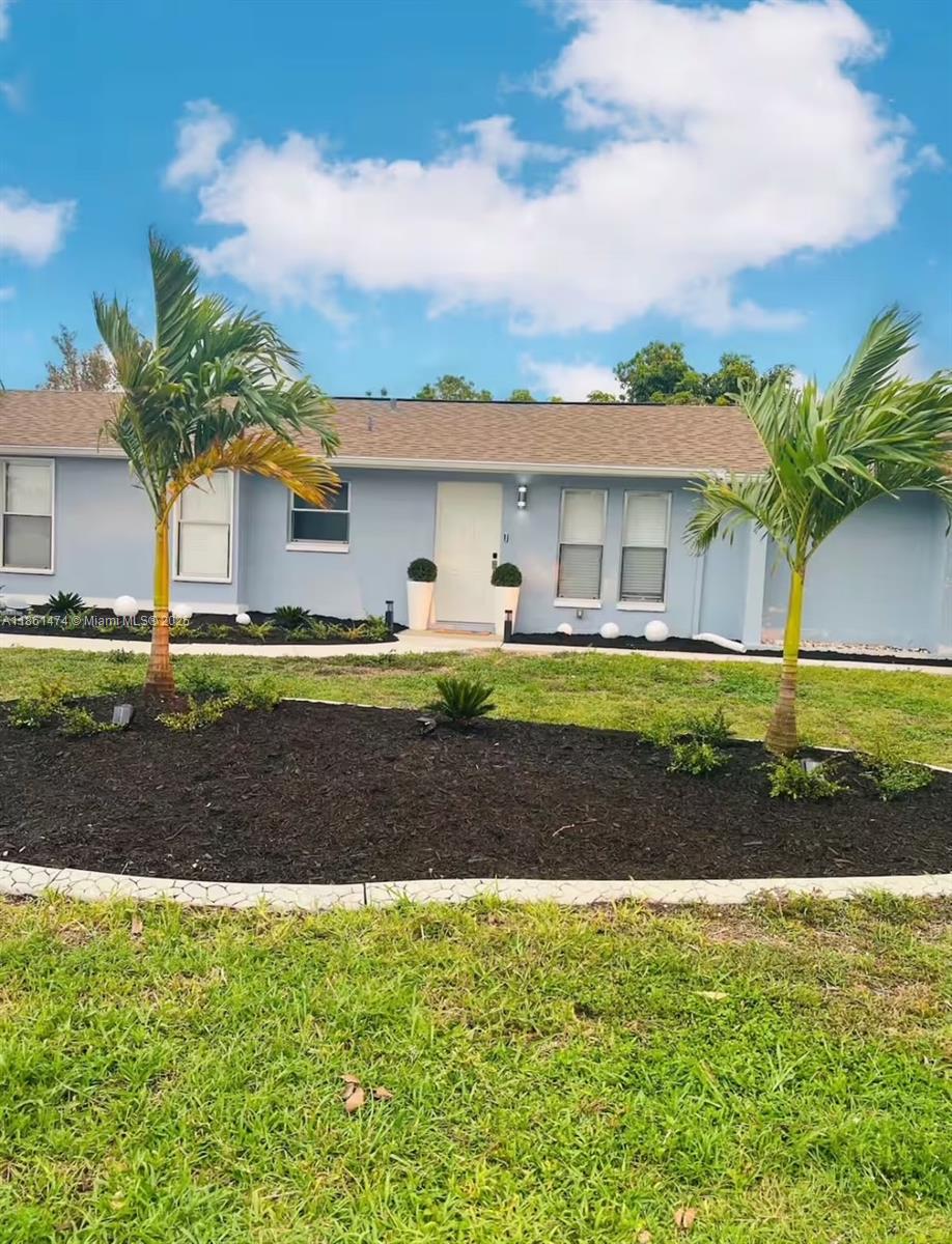 Beautiful Pool Home for Rent in a desired area, near beaches, restaurants and mayor grocery stores. Property have furniture, perfect for a started family. pets are welcome, to Show contact listing agent. Rapid approval.