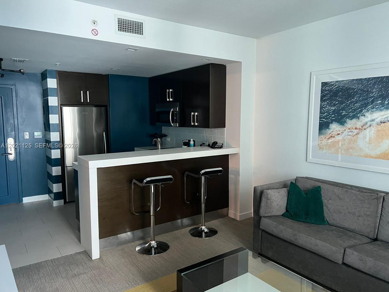 SOLE CONDO - Residential