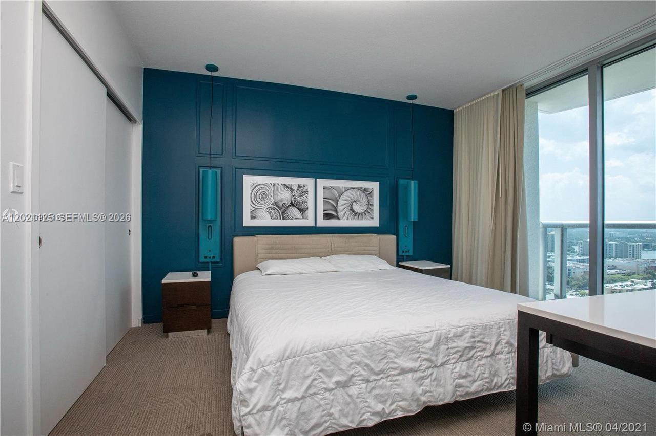 SOLE CONDO - Residential
