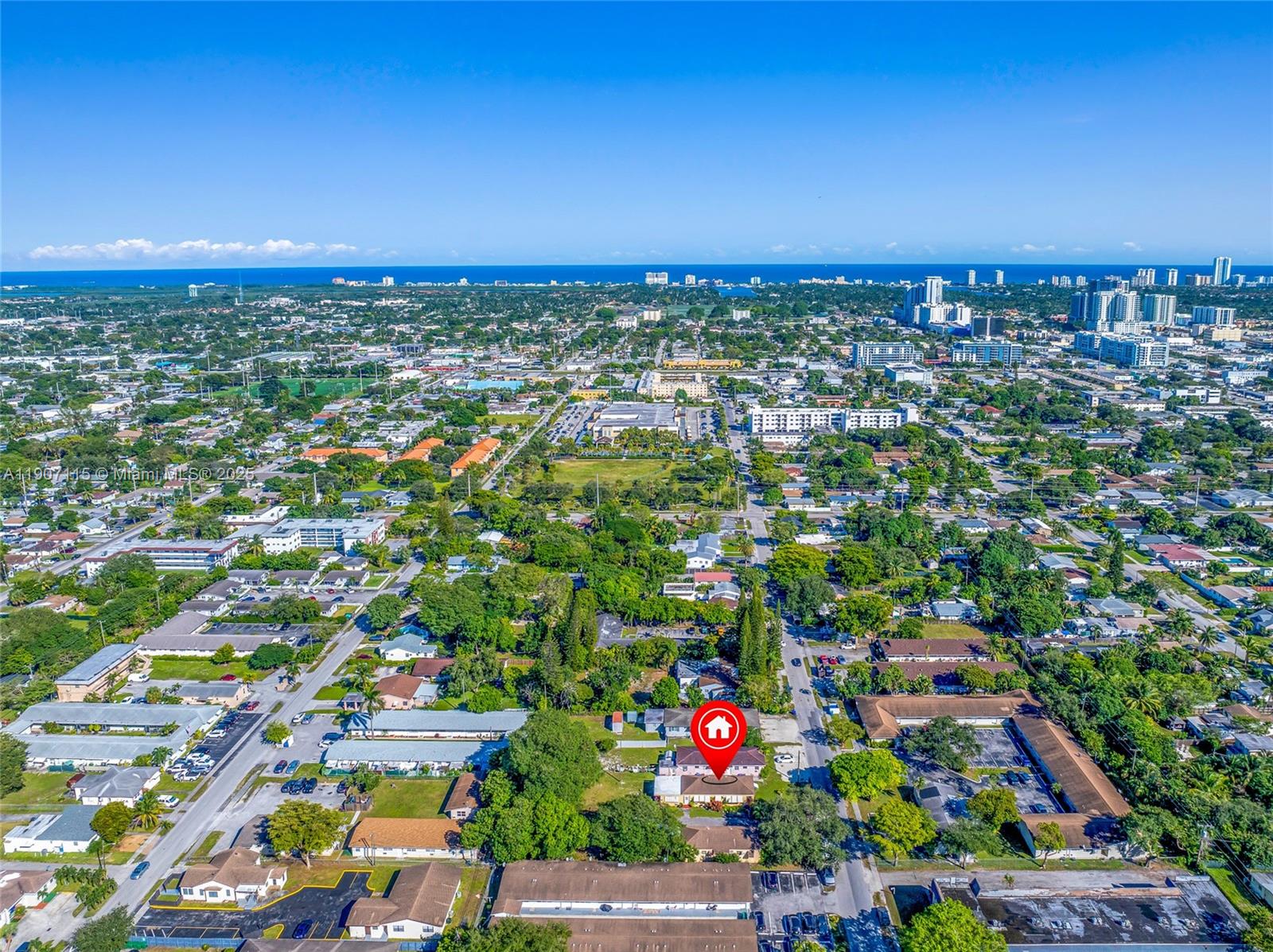 HOLLYWOOD LITTLE RANCHES - Residential Income