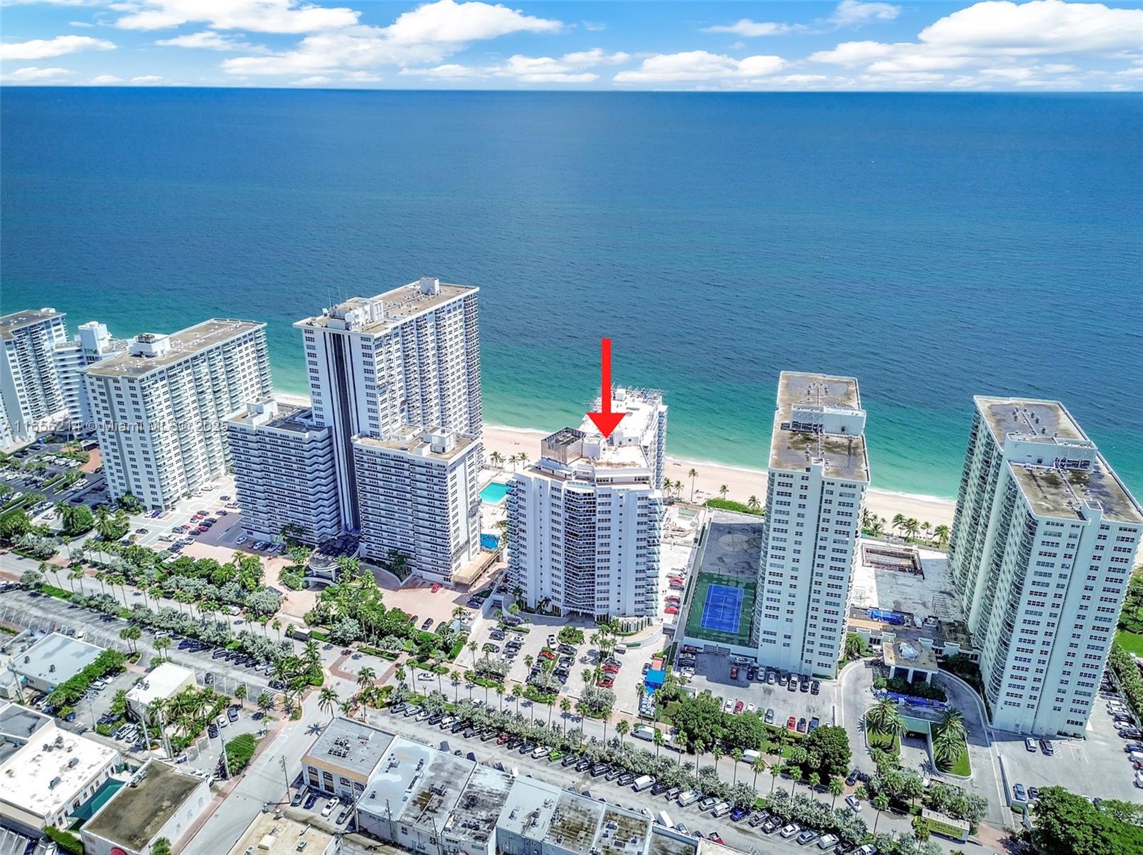COMMODORE CONDO - Residential