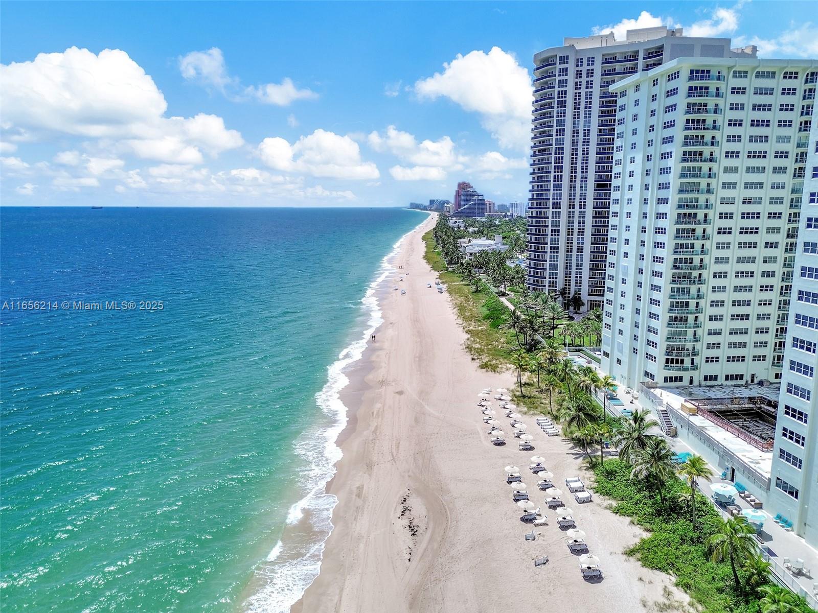 COMMODORE CONDO - Residential