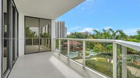 A home in Aventura