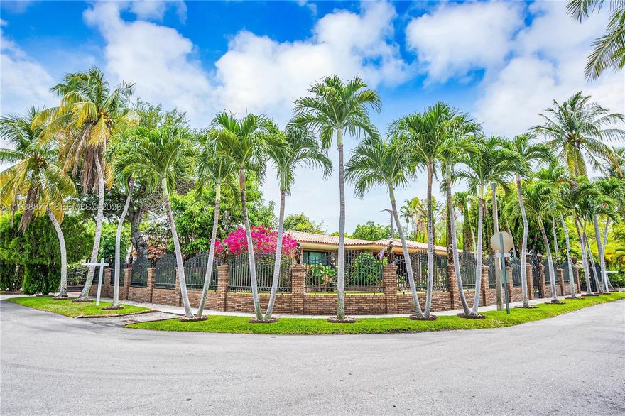 This fully-walled and gated corner property offers unparalleled privacy in the Coconut Grove's coveted Bay Heights neighborhood. Located on an 11,505 sf corner lot, it's one of the largest properties in the area with convenient dual entrances on Pinta Rd and Shore Dr. The spacious 3700+ adj sf home boasts impact windows, a recently updated kitchen featuring Viking appliances, a large 2-car garage and an screened-in pool and patio area. Ideally situated in North Coconut Grove, you'll be minutes from Brickell, the beaches, top schools, dining, and shopping. As a resident of Bay Heights, you'll also have the benefit of 24/7 security patrol, giving you peace of mind in this exclusive community. Opportunities for homes and lots this size are rare, so don't miss out!