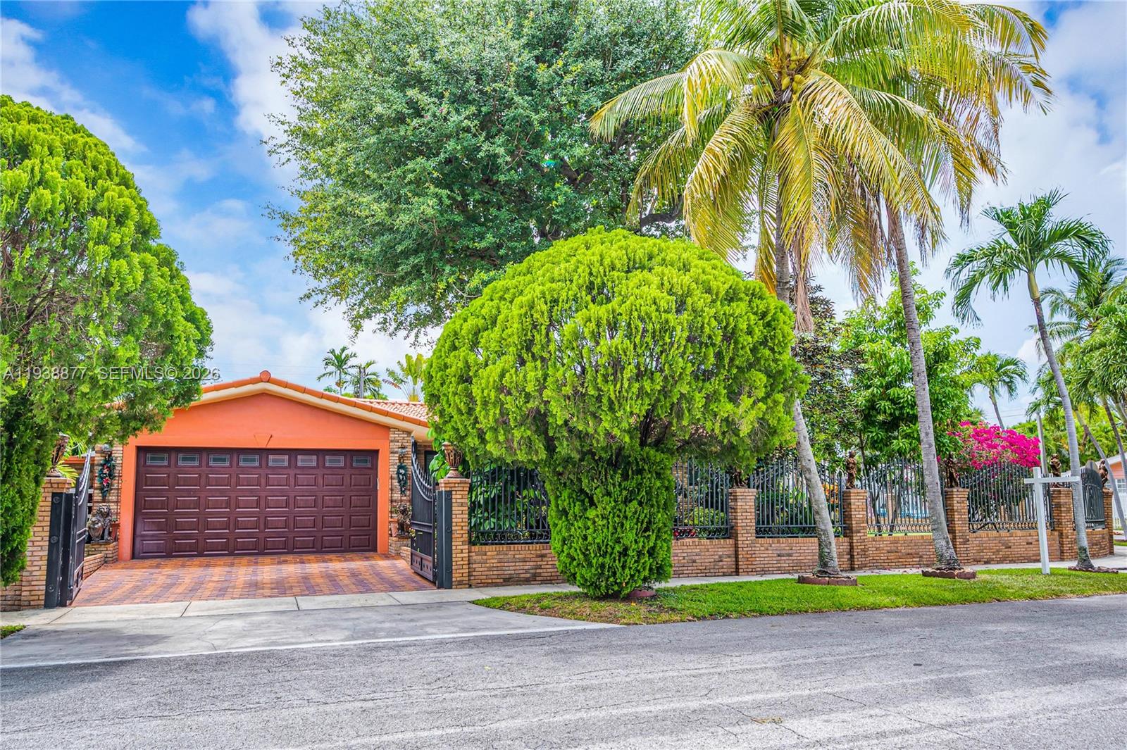 BAY HEIGHTS 1ST ADDN - Residential