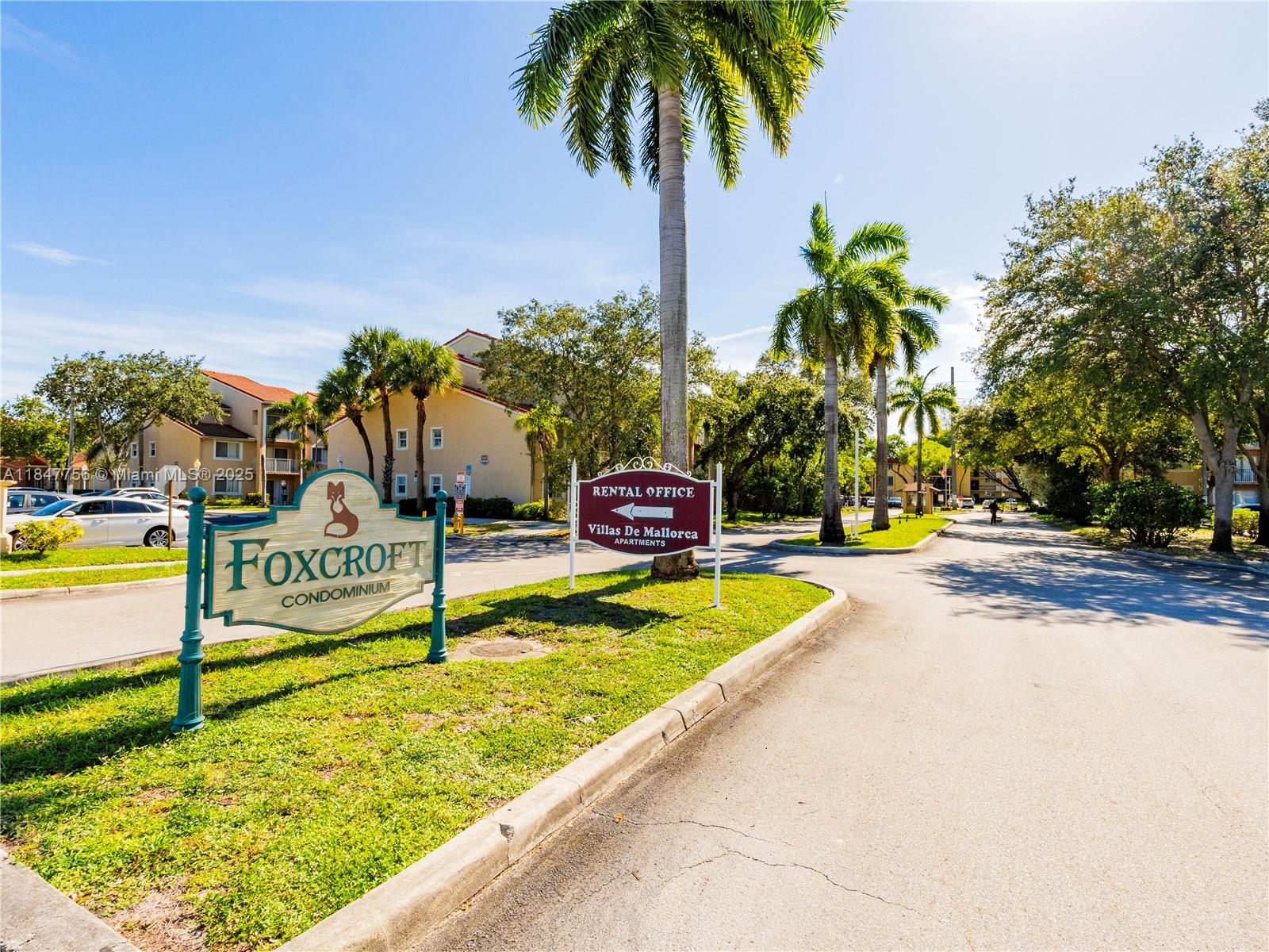 Beautifully updated 2-bedroom, 2-bathroom condo located in the desirable Foxcroft community in the heart of Miramar! This spacious unit features a modern open layout, stylish finishes, and plenty of natural light throughout. Enjoy a beautifully remodeled kitchen with quartz countertops, stainless steel appliances, and ample cabinet space.The large primary bedroom includes an en-suite bathroom and generous closet space, while the second bedroom is ideal for guests or a home office.
Relax on your private balcony overlooking the peaceful lake and enjoy the convenience assigned parking, and plenty of guest parking. Community amenities include a pool, clubhouse, and security patrol.
Don’t miss out on this opportunity—schedule your private showing today! Please note: the unit will be remodeled