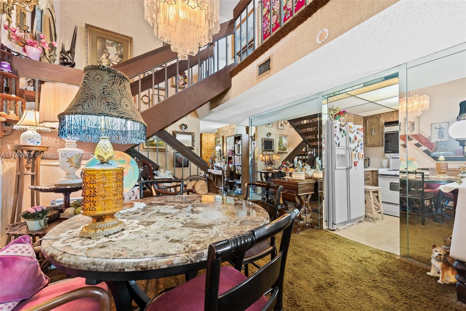 VILLAS OF SHERIDAN CONDO - Residential