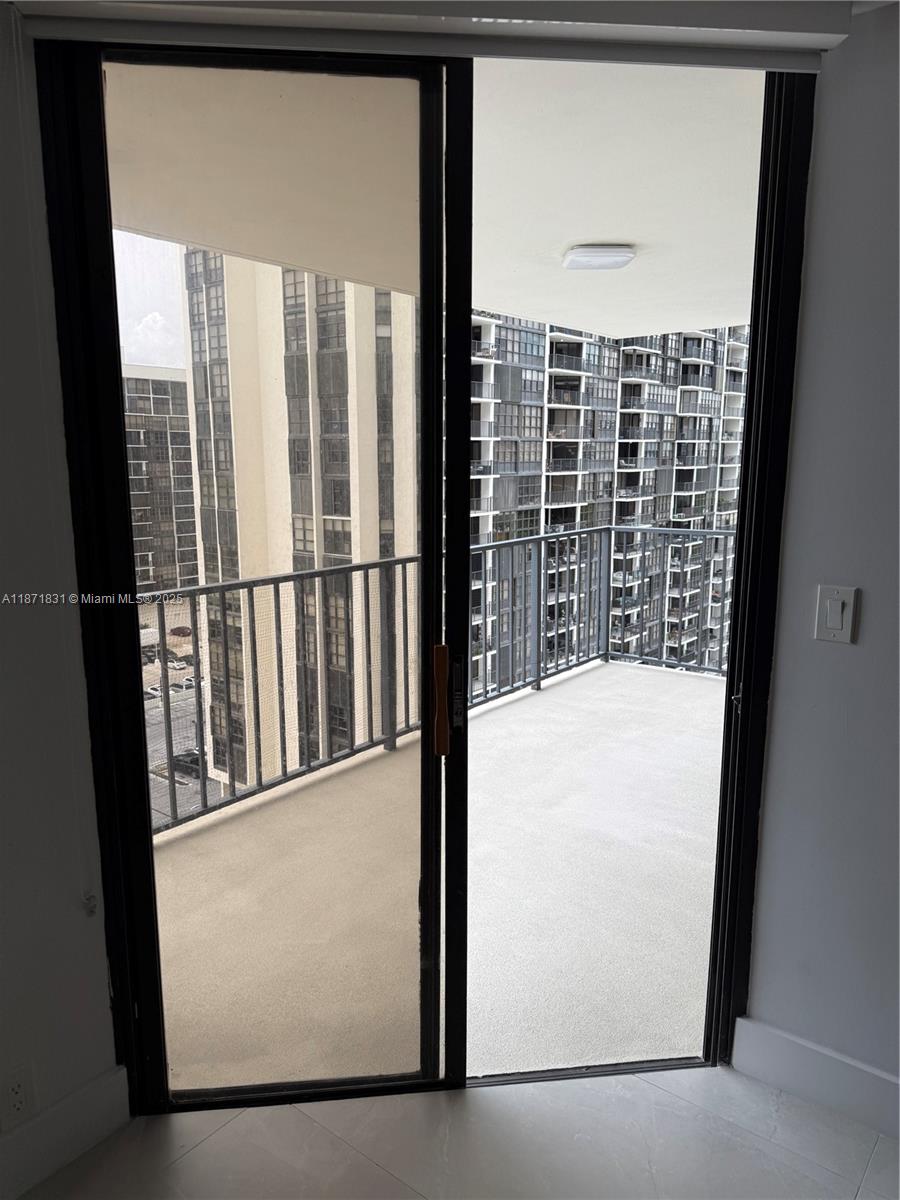 1865 Brickell Ave A1411