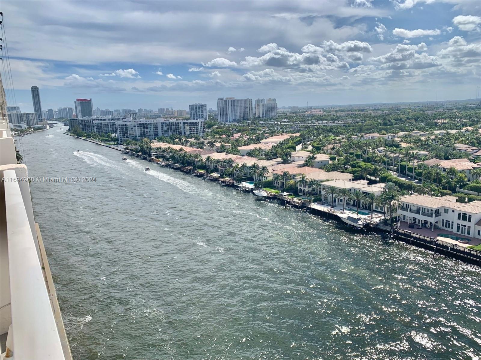 1500 S Ocean Dr 17E
