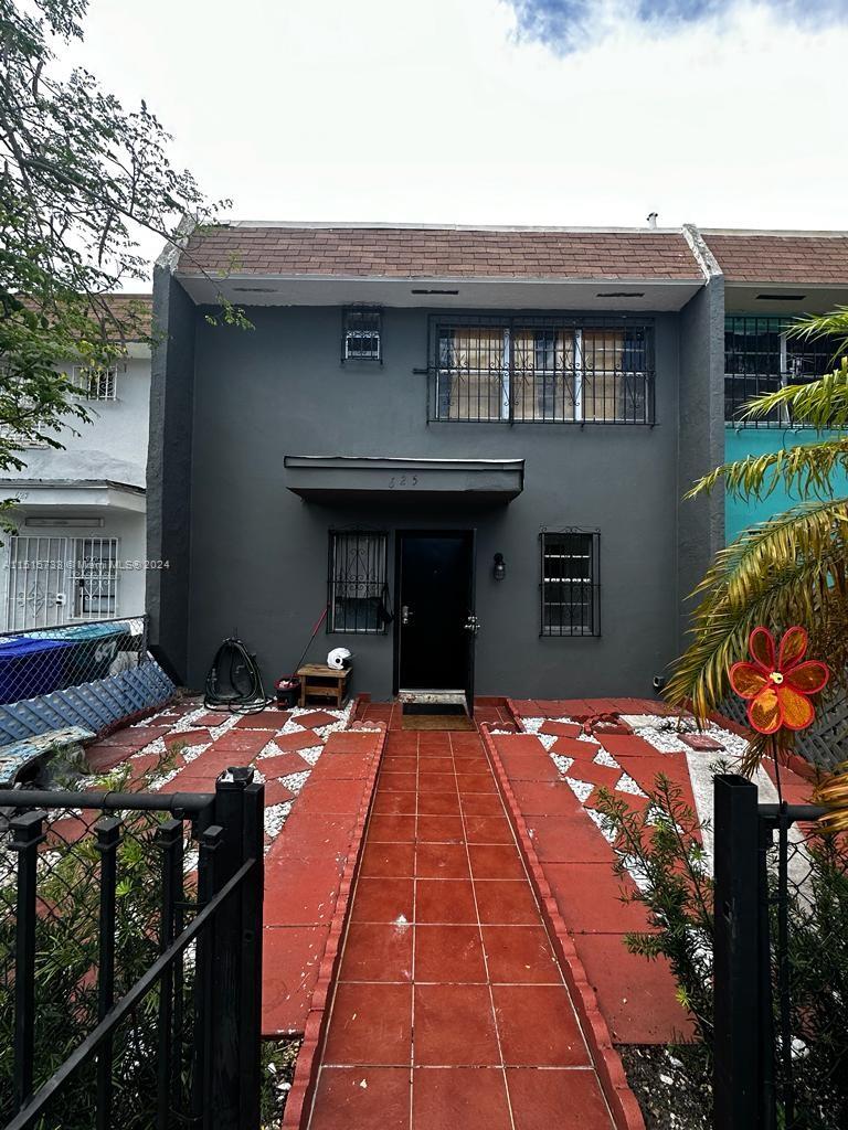 625 Nw 10th St St 625, Miami, Broward County, Florida - 3 Bedrooms  
2 Bathrooms - 