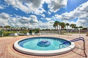 GOLDEN LAKES VILLAGE COND - Residential Lease