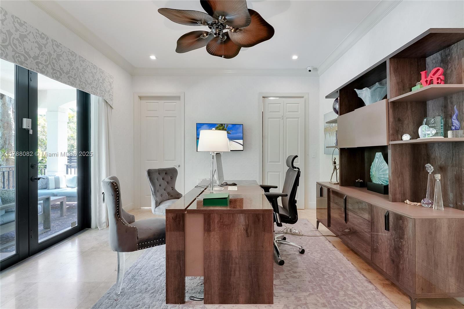 BRICKELLS FLAGLER - Residential