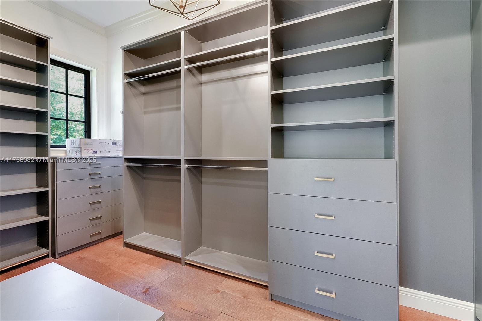 BRICKELLS FLAGLER - Residential