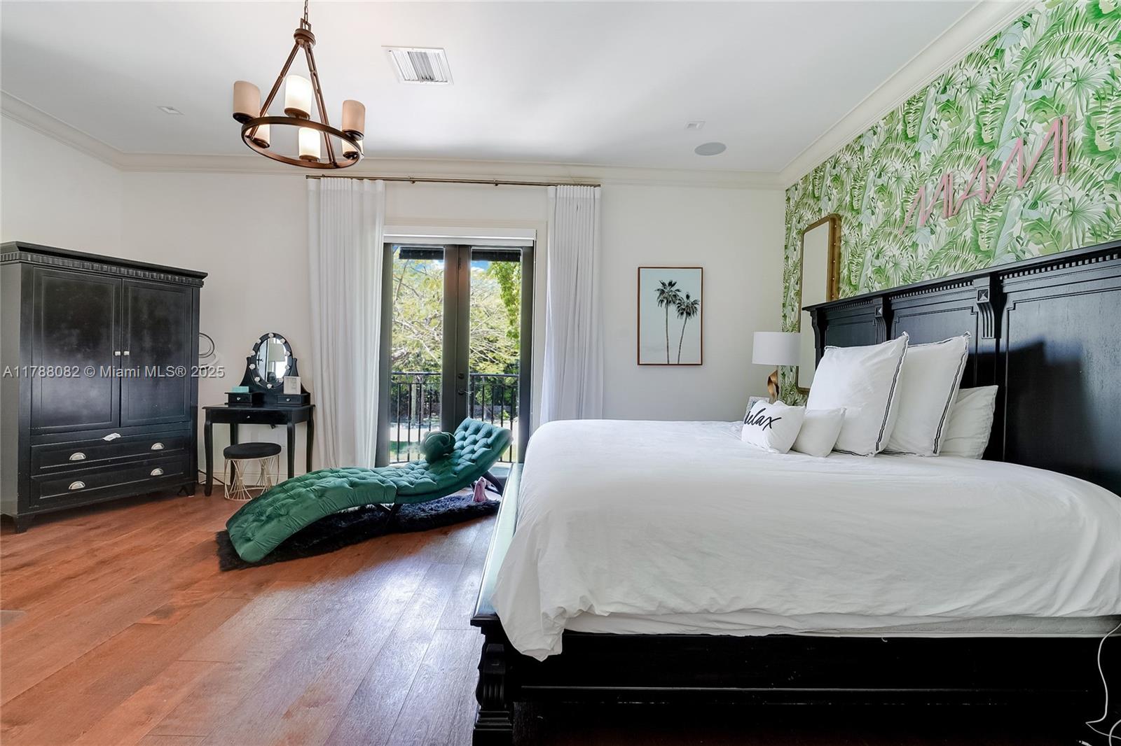 BRICKELLS FLAGLER - Residential