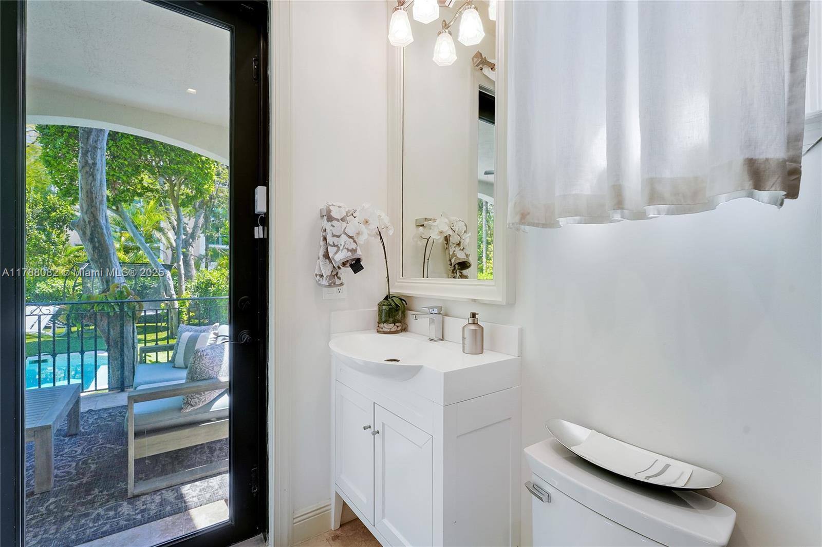 BRICKELLS FLAGLER - Residential