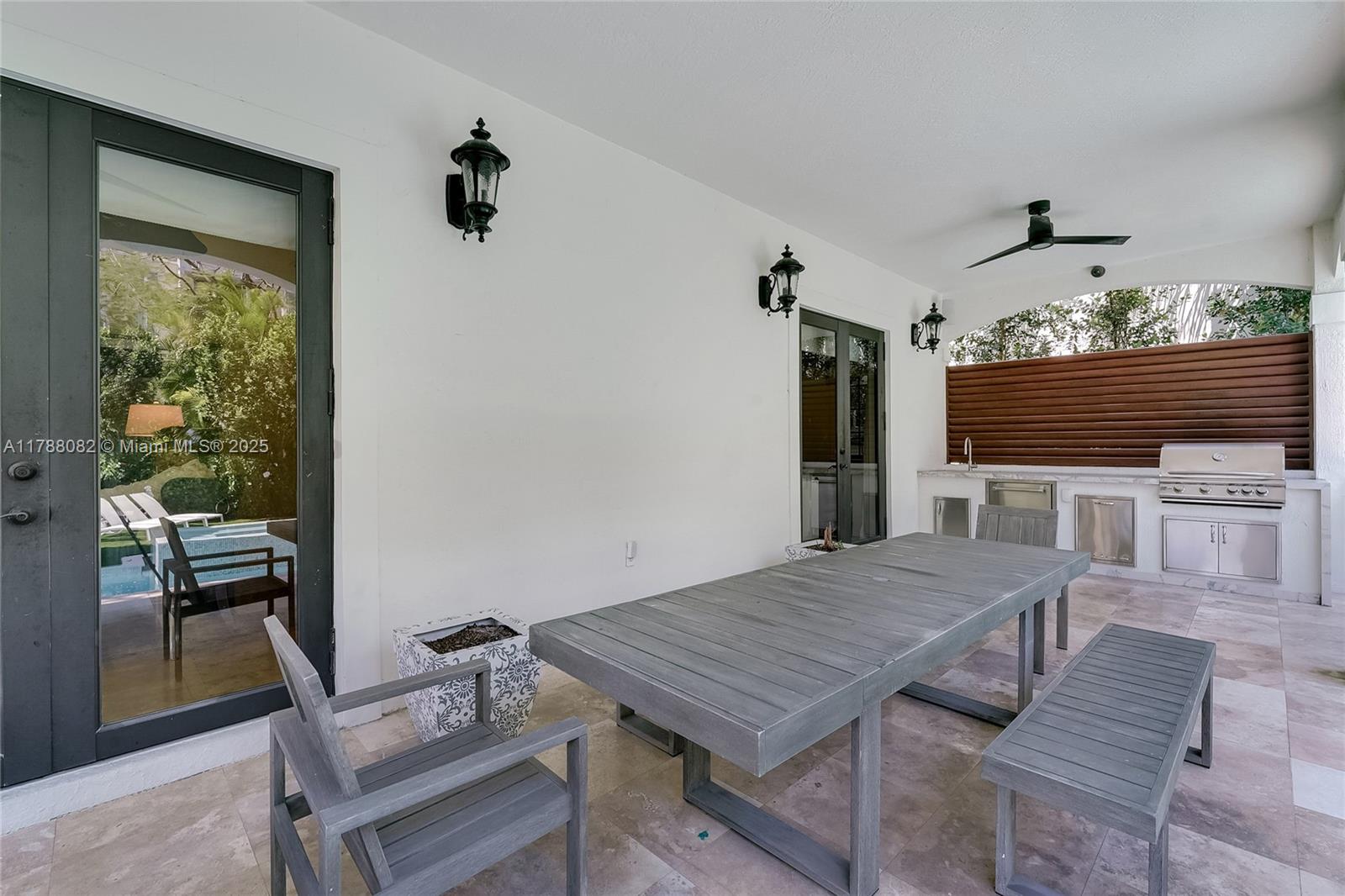 BRICKELLS FLAGLER - Residential