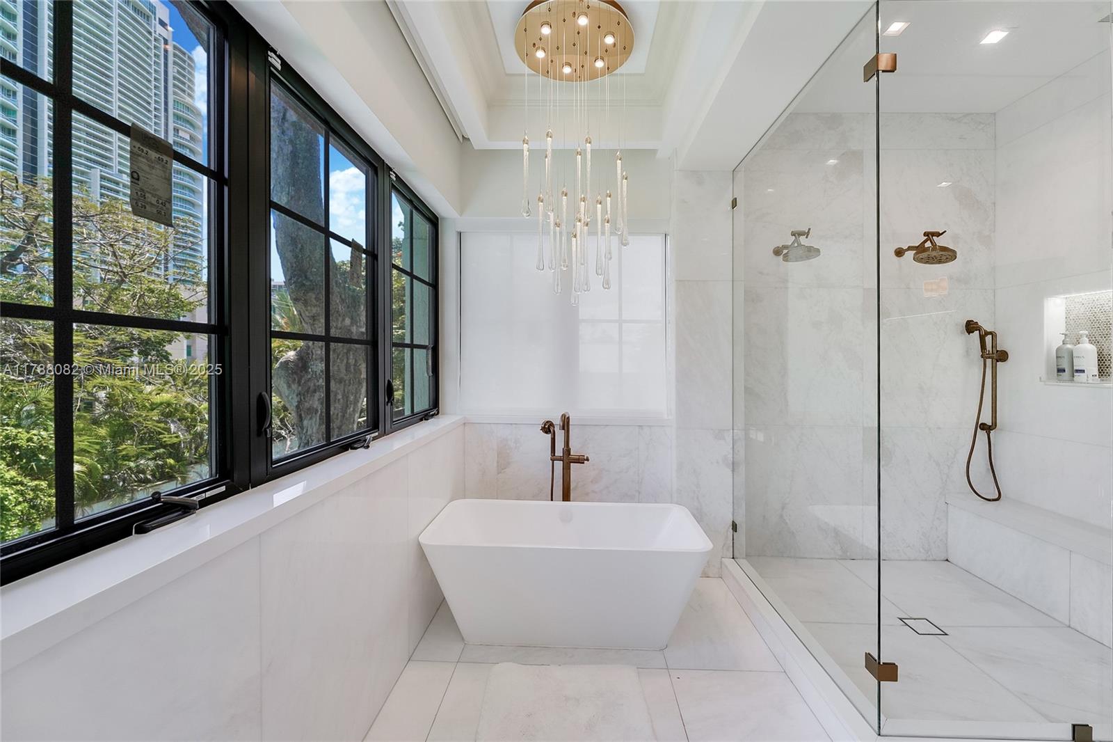 BRICKELLS FLAGLER - Residential