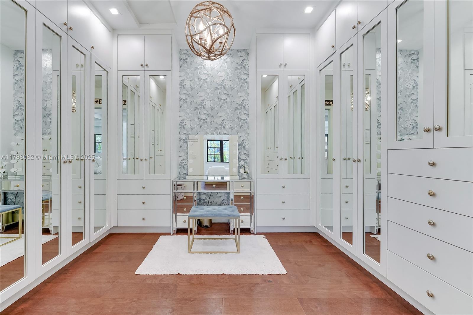 BRICKELLS FLAGLER - Residential