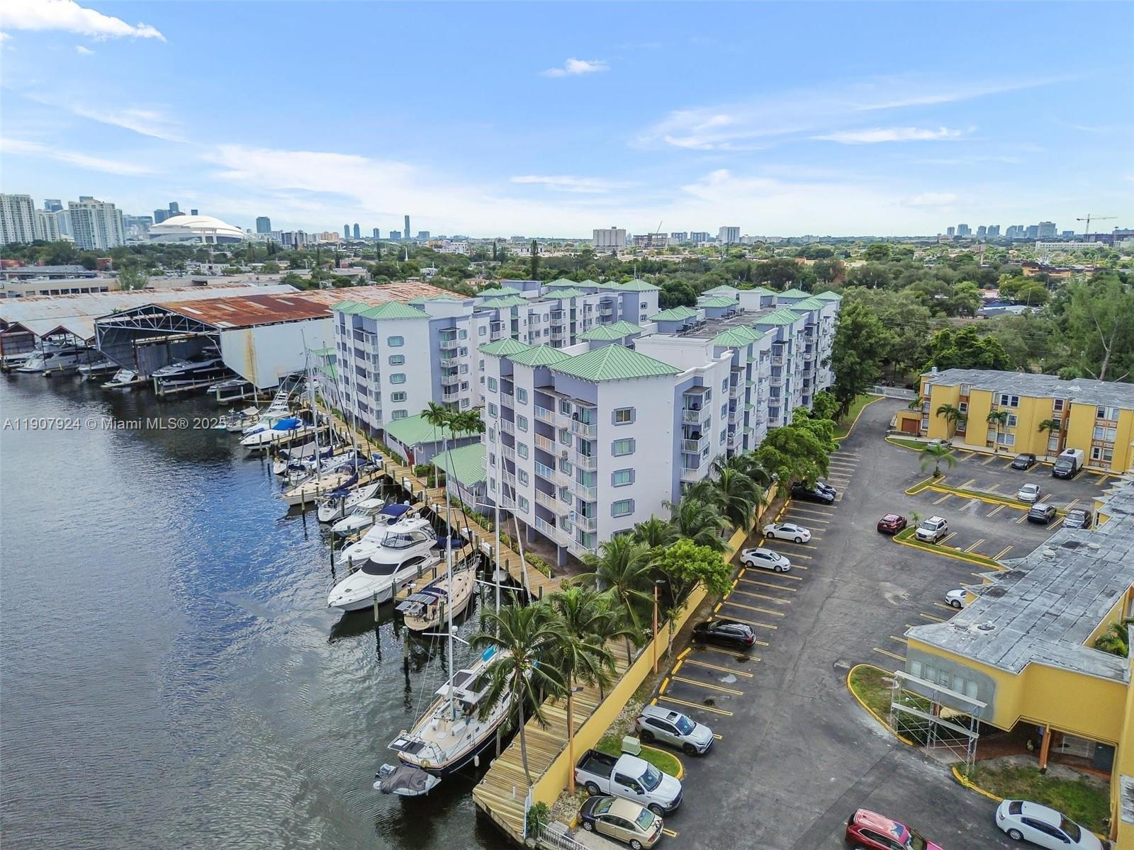 RIVER RUN SOUTH CONDO - Residential