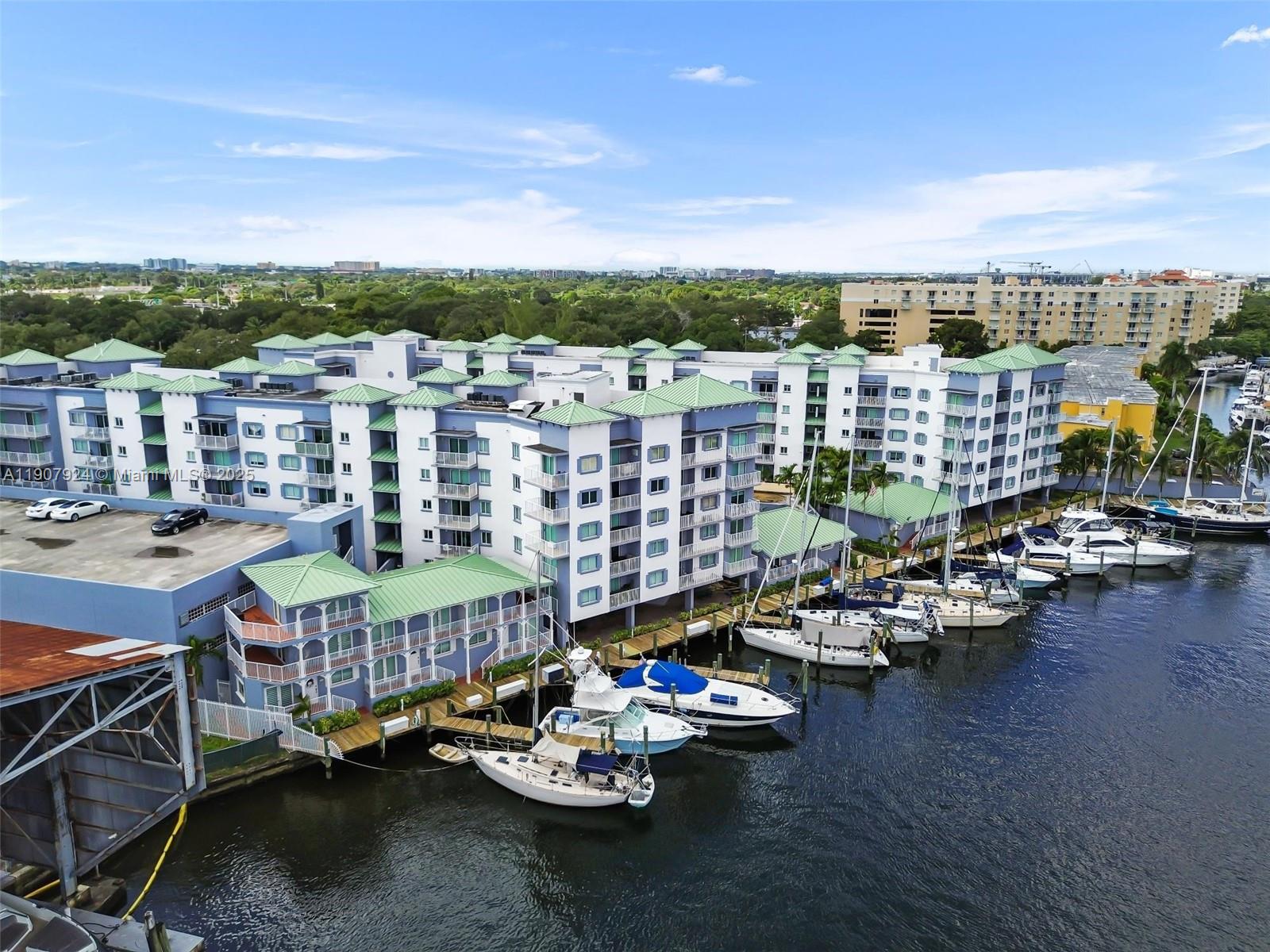 RIVER RUN SOUTH CONDO - Residential