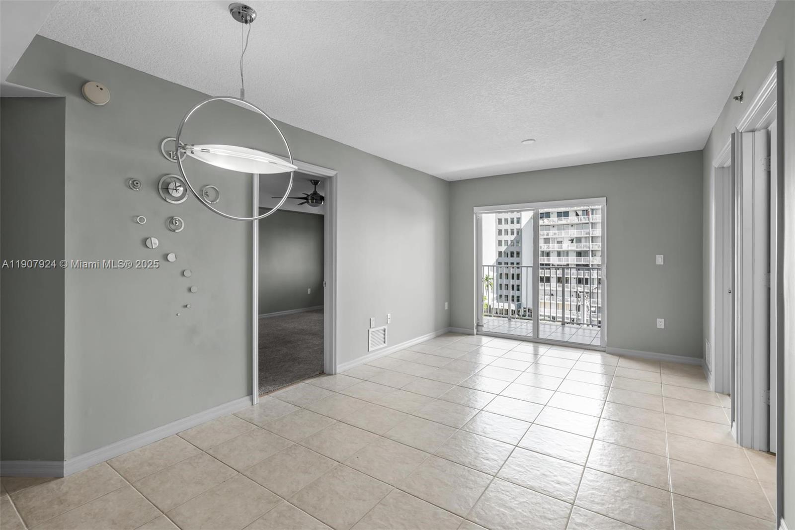 RIVER RUN SOUTH CONDO - Residential