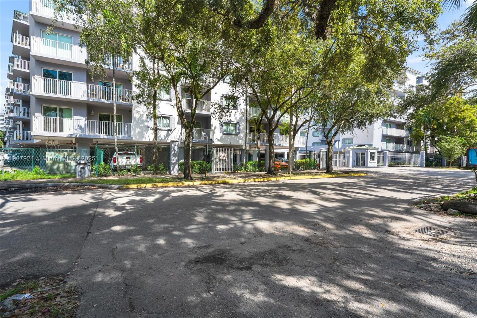 RIVER RUN SOUTH CONDO - Residential