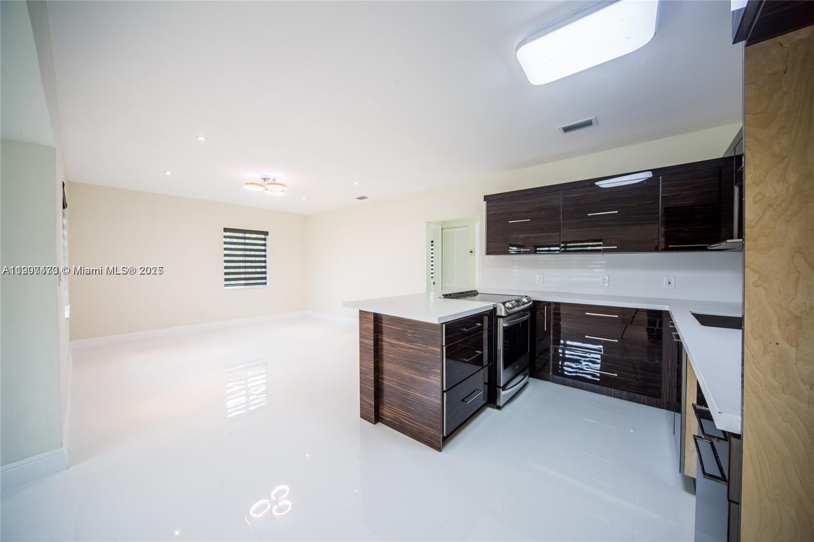 FULFORD BY SEA SEC L - Residential Lease