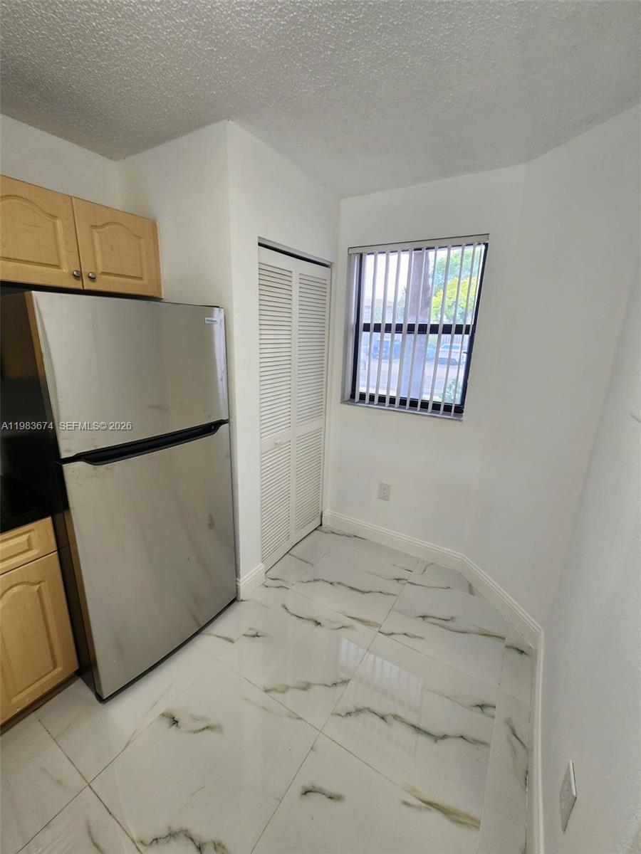 VILLAS DE VENEZIA CONDO - Residential Lease