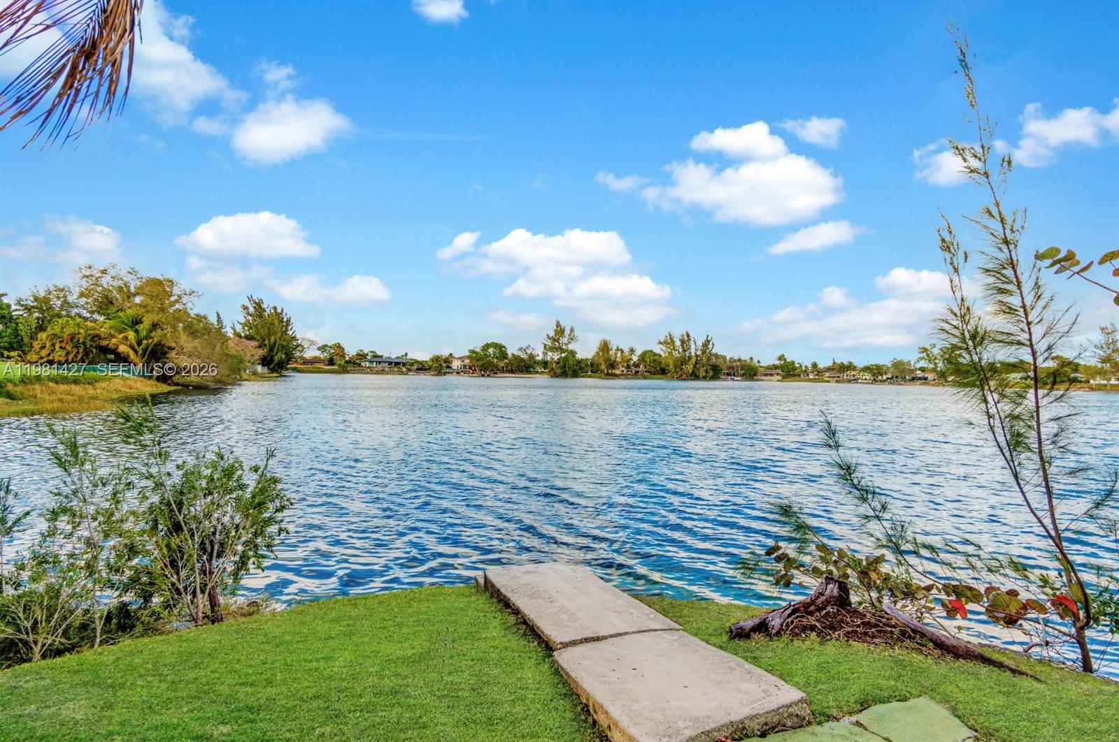 MC CAHILLS BLUEBIRD LAKE - Residential