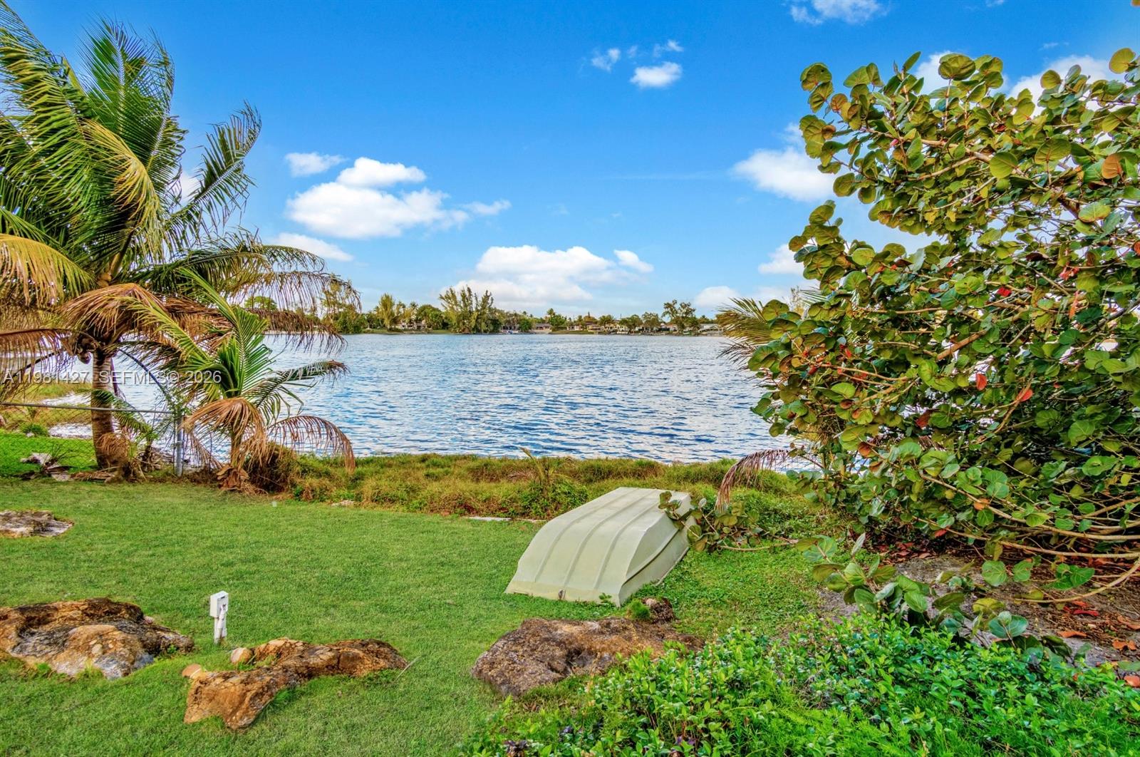 MC CAHILLS BLUEBIRD LAKE - Residential